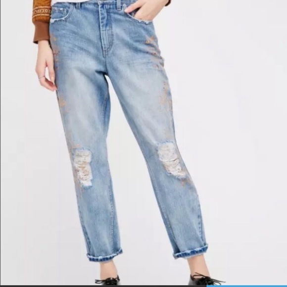 Free People Distressed Blue Jeans - Picture 2 of 11
